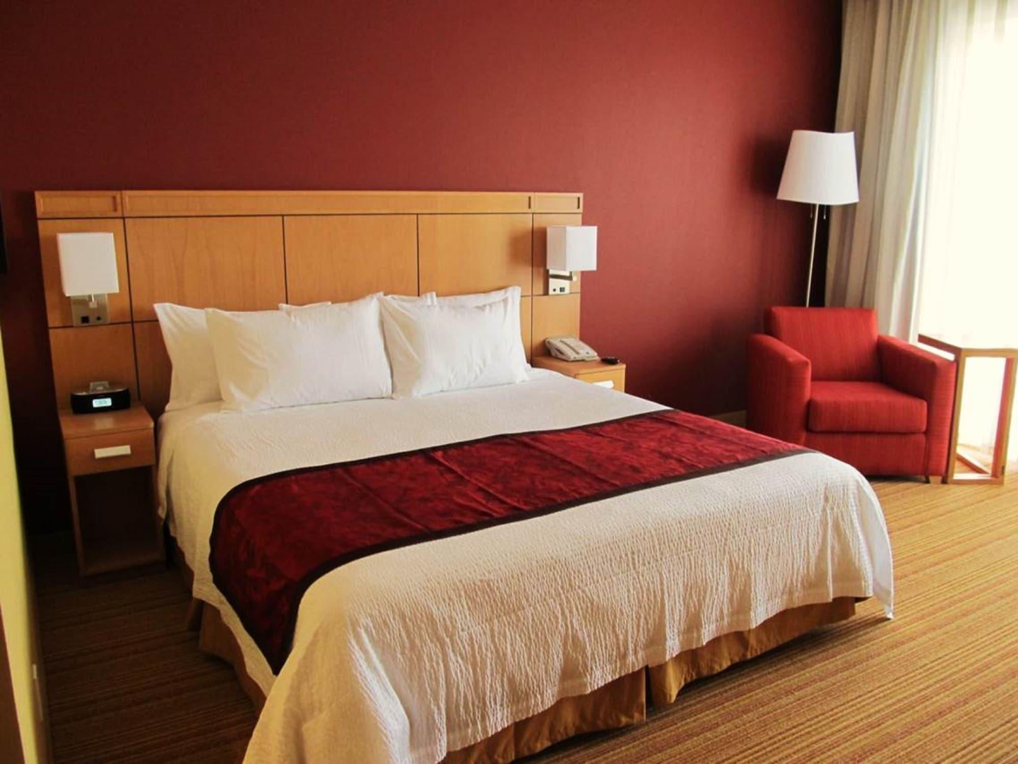 Courtyard By Marriott Leon At The Poliforum Bagian luar foto